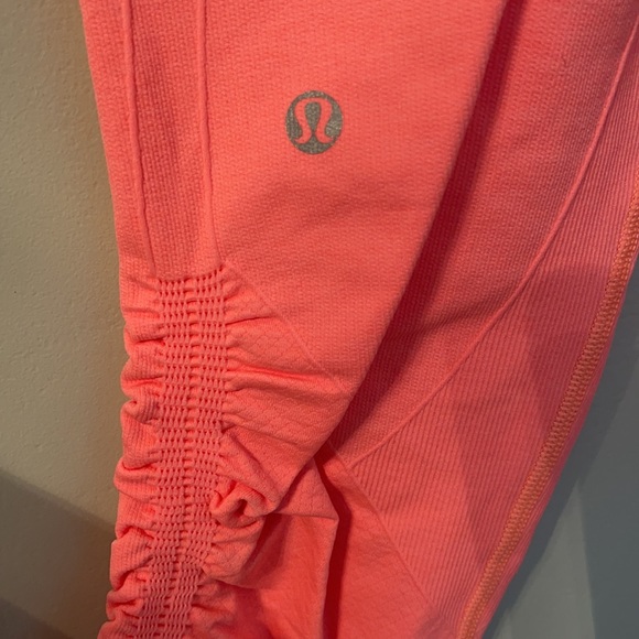 Lululemon Compression Leggings - Picture 6 of 6